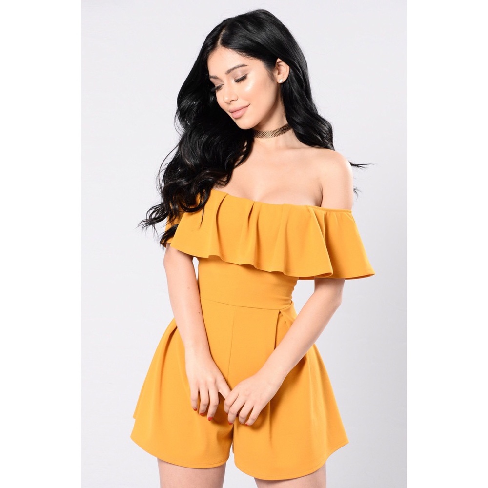 NWOT Fashion Nova In My Feelings Romper